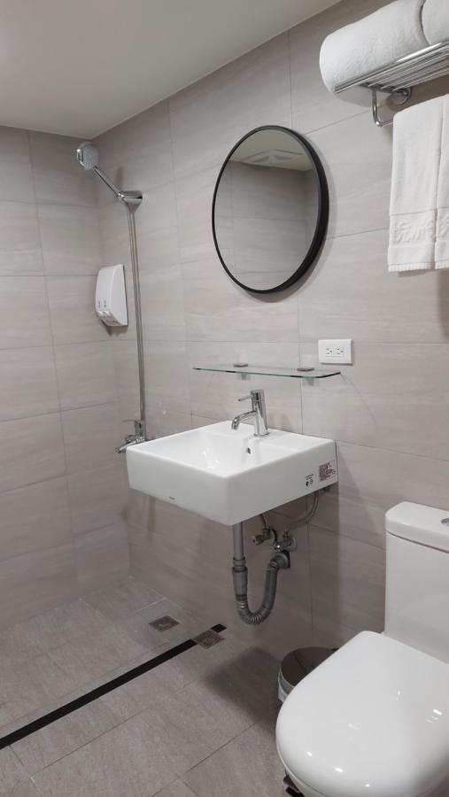 Cy Hotel 台北市 エクステリア 写真